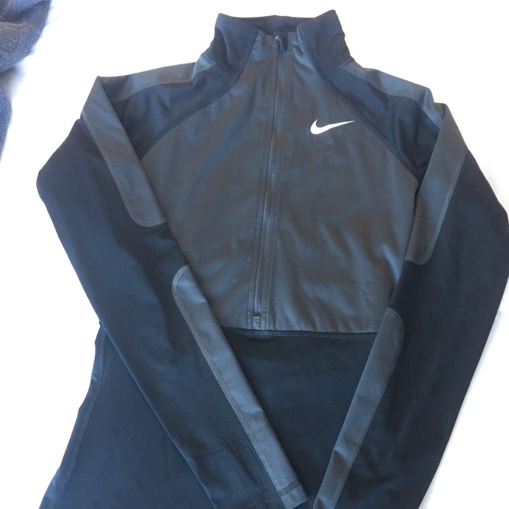 Nike dry-fit half zip